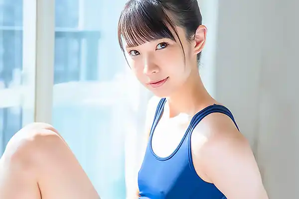 希咲那奈 Aカップ貧乳でスレンダーな美少女がAVデビュー！無口な女の子が3Pセックスでイキ狂う