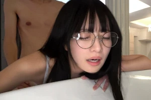 「挿れてほしい…」金欠大学生の恥じらい懇願＆どっぷり中出し