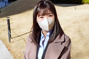 これがAVデビュー作とは思えないイキっぷり！大手企業のOLが手マンで喘ぎまくる 青山アオ