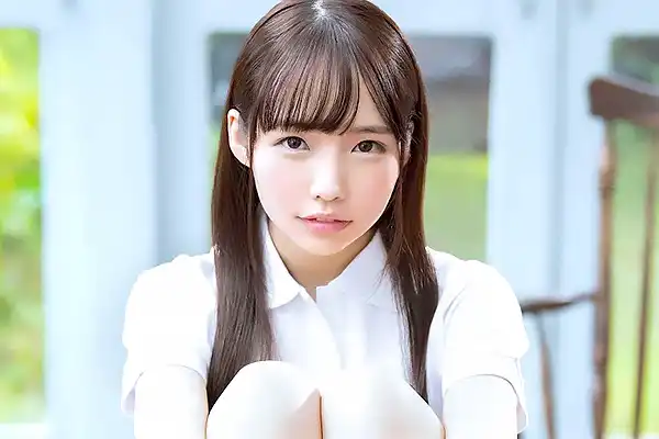 楠木あず アイドル級に激カワなスレンダー美少女がAVデビュー！3Pでキツマンの最奥まで巨根を挿入