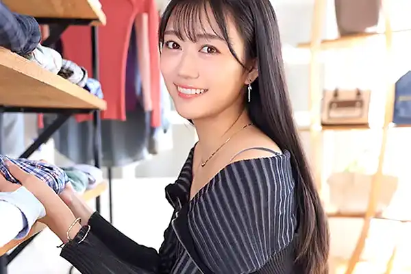 アパレルショップで働く美脚のお姉さん!美尻に肉棒を擦り付けられて乱れる 明日葉みつは Post155