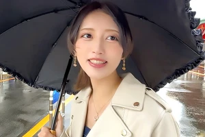 人妻になった元カノと再会！一夜限りのNTRセックスで深く交わる 美咲かんな