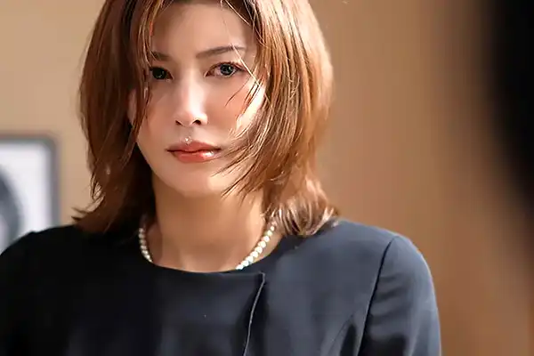 事故を起こした夫の代わりに人妻が謝罪！被害者の夫に肉体奉仕を強要される 美乃すずめ