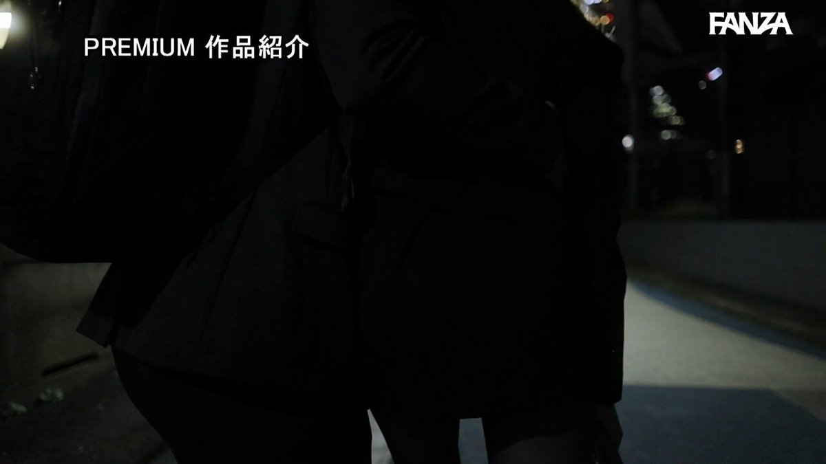 女上司と2人一緒に感度100倍。華金の夜、二日酔いの薬と間違えて一緒に媚薬をゴクン！ 夜も、朝も、常にサル並み発情状態で週末ヤリまくった… JULIA