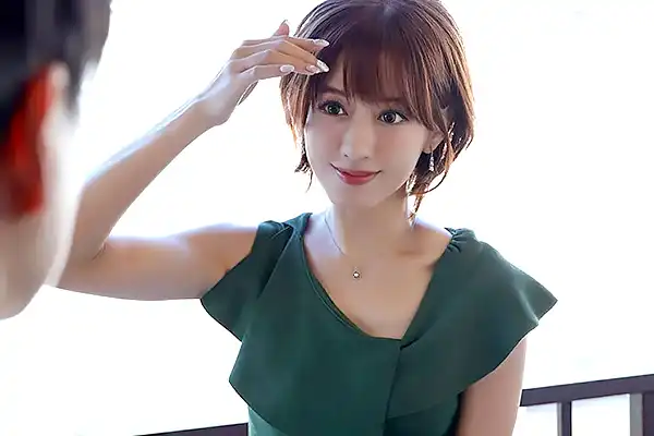 お隣のスレンダー美人妻に魅了され…風呂場で泡まみれのNTRセックス 希島あいり