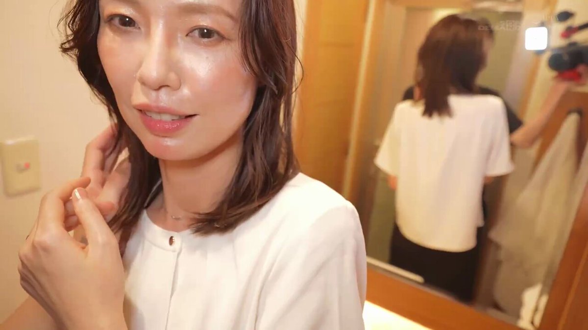 【特典版】49歳…人生最後の青い春。身長178cm、モデル級スタイルの奥さん。AV DEBUT 栗原早苗