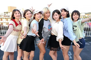 【VR】女神がくれた奇跡！女子友7人＋元女神とハーレム学園生活で6時間超濃密チ●ポ争奪戦！！過去最大級の絶倫ハーレムSEX