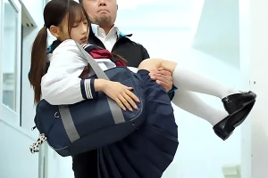 教え子の中で一番可愛いJKを特性ドリンクで眠らせる！膣中に媚薬をたっぷり塗り込む 美城るる