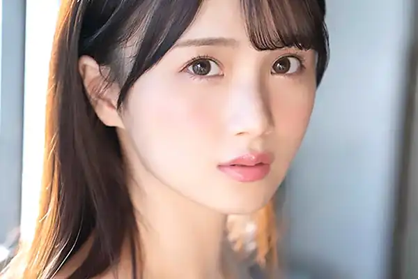 透明感あふれるスレンダー美女が堕ちる。指責めの快楽で表情を崩す！ 泉ももか
