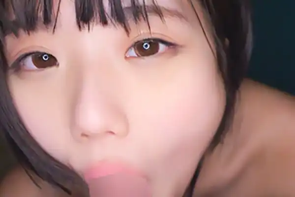 ボーイッシュな美少女JKがホテルで…もの凄い首振りのバキュームフェラでご奉仕！