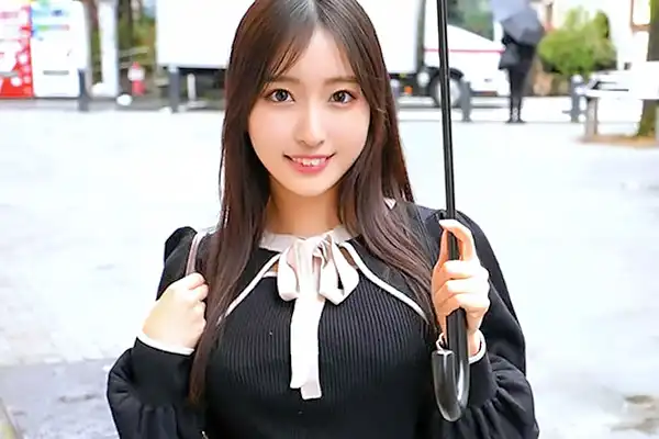 癒し系の巨乳美少女と筆おろしセックス！童貞クンの精子を中出しで受け止める