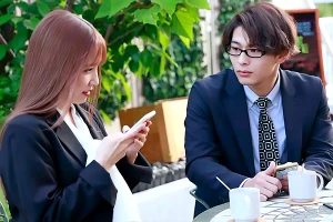 裏垢で繋がっていたイケメンは部下だった！女上司が立場逆転してフェラご奉仕 友田彩也香