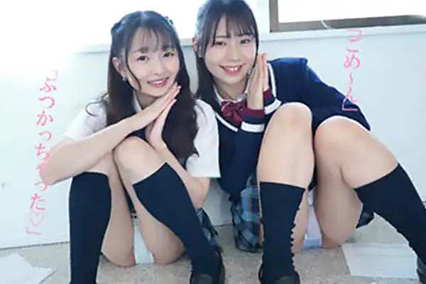 パンチラで勃起したのがバレてしまい…JK3人に手コキで責められる！