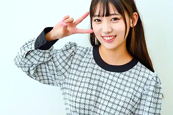 現役モデルを自宅に招待して個人撮影会!どさくさに紛れて生尻に触れる Post155