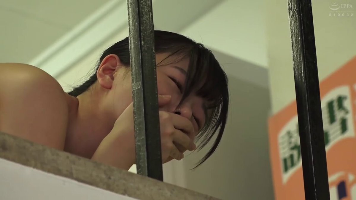 時間停止学級。時間を止める事が出来る神装置で、好きな時に挿れたり、止めたりし放題。
