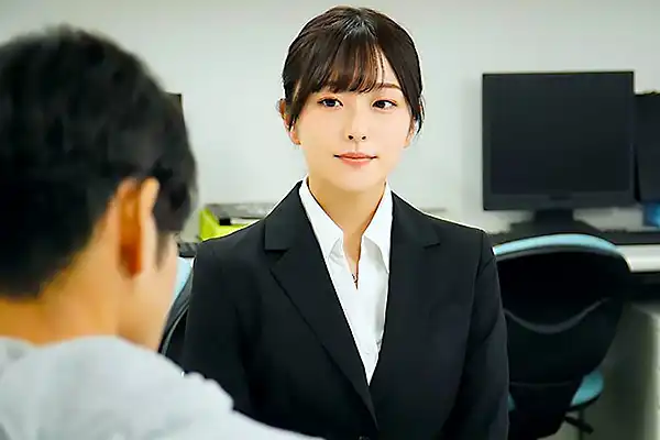 略奪欲むき出しの不動産美女！新婚男性に車の中で濃厚NTRフェラ 青空ひかり