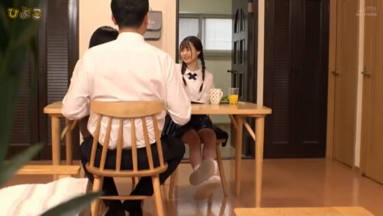 【動画配信限定特典映像付】「パパ、私のこと愛してるならおちんちん入れて」思春期の娘とパパのいびつな愛の日常、そして中出しへと… 松本いちか