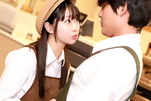 天美めあ キス魔の看板娘がカフェの店長にベロチューを迫って…バイト中に騎乗位で跨がって不倫SEX