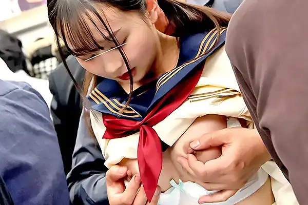 ロングスカートのお嬢様JKを電車痴漢!敏感な乳首を背後からコリコリ弄りまくる Post155