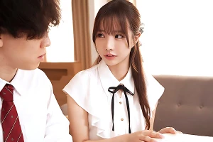 キスの練習相手になってくれた家庭教師が…勉強前に玄関で即フェラ開始！ 佐々木さき
