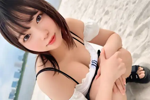 色白桃尻年下彼女を激ピスでイカせまくり♡モッチモチ尻ブルンブルン波打ち→きつきつま●こに生挿入加速ピストン→ビクビク連続イキ＆底なし性欲で2・3回戦ノンストップ中出し