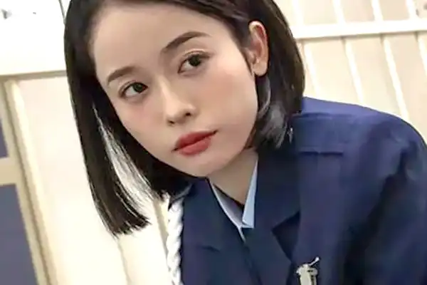 美人看守レディが囚人を支配！オナニー命令で朝から射精を強要される MINAMO