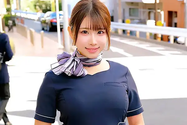 さくらさん 高級美容サロンの巨乳美女がノーハンドフェラに挑戦！生挿入をお願いして中出しセックス