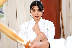 美しき女剣士と童貞剣士が急接近！見つめながら情熱的なフェラでご奉仕 本庄鈴