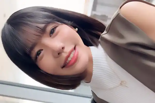 結婚で地方追放された欲求不満人妻が上京不倫！元セフレと密会→潮吹き連発本能腰くねらせ→旦那超え巨チンで喘ぎ狂い大量中出し