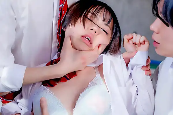 イジメた分の恨みが返ってくる…スレンダーボディのJKをレイプ制裁して中出し！