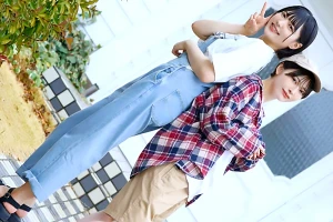 ボーイッシュ女子2人がエロに目覚める！幼馴染とオナニーを見せあって乱れる 小松本果 虹村ゆみ