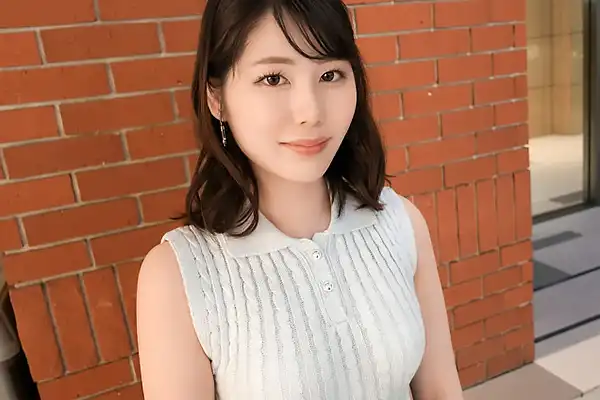 欲求不満パチ屋美人店員が我慢できずAV応募！色白ボリューム爆尻むちむち→スケスケパンティー即濡れ→丁寧フェラでガチ勃起→「気持ちイイ！」漏れながら生挿入で連続イキまくり