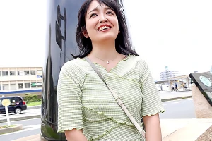 男に飢えた木更津の三十路妻が開放される。昼下がりの浮気セックスにどっぷり溺れる