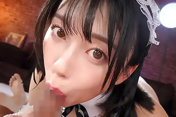 人気爆発中の巨乳美少女がご奉仕メイドに！熱い視線でイチャラブセックス 瀬戸環奈