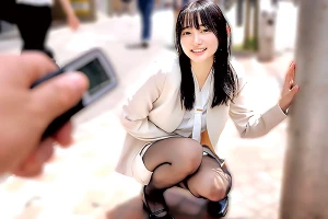 リモコンバイブお散歩で美女の理性が限界に！待望のピストンで本気イキ崩壊