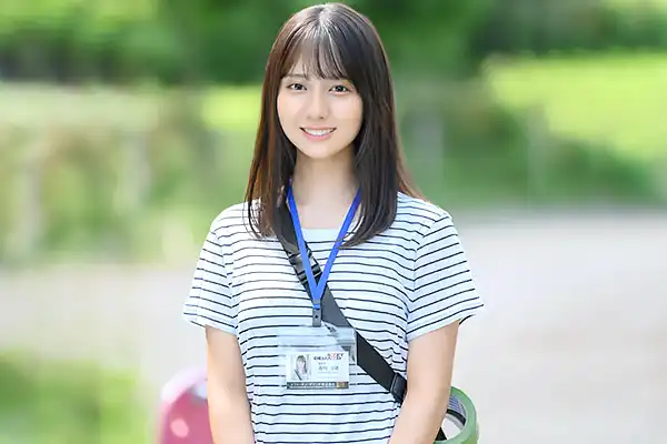 森川玉緒 人懐っこい美少女の新人ADがAV出演！男性経験の少ない敏感マンコを巨根で激ピストン