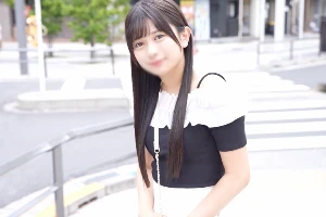 美少女を自宅に連れ込んだらご奉仕フェラしてくれた