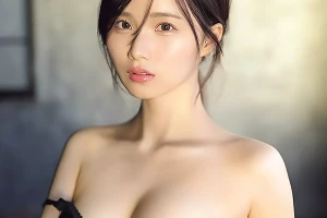 透明美肌のクイーンがついに中出し解禁！濃厚3Pセックスで絶頂を重ねる 泉ももか