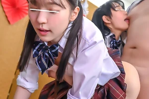 2000円で逆3Pができる文化祭のJKマッサージ店！制服美少女のウブマンにたっぷり中出し