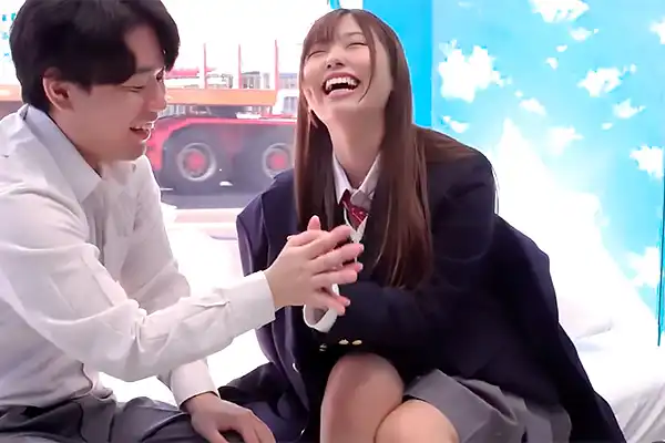 【マジックミラー号】憧れの生徒会副会長JKと密室で急接近！仲を深めた2人にエロミッションが発動 Post155