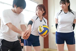 ムラムラしたバレー女子が1人の奪い合い！逆3Pセックスで中出しを迫る 瀬田一花 天月あず