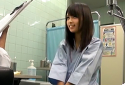 柚ノ木りん 初美沙希 双葉みか 橘亜希 産婦人科に訪れた美少女JKが変態医師から中出しされる一部始終・・・。