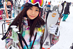 スキー場で一人黙々と練習してたスノボ美少女をナンパハメ撮り！