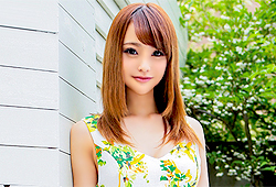 咲野の花 スリムなのに美巨乳。現役女子大生のファッションモデルがAVデビュー！