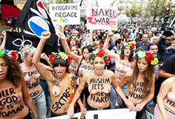 そう言えば日本のデモは「裸で意思表示する」って文化無いよねソワソワ（画像あり）