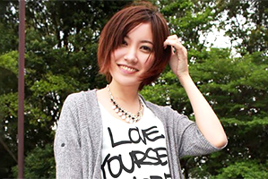 安藤ユイ 身長170cmの女子大生モデルがAVでアヘ顔を晒す…