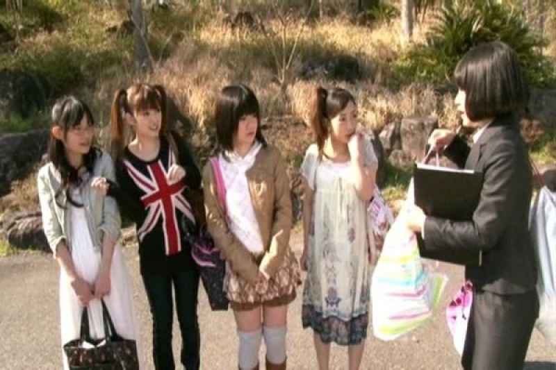平均身長148cmちかん少女隊