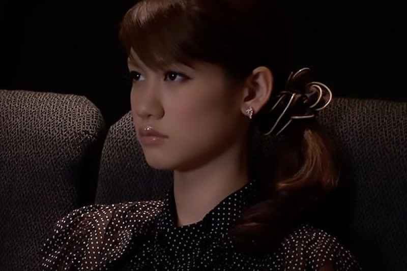 小悪魔Ninaのその場でセックス