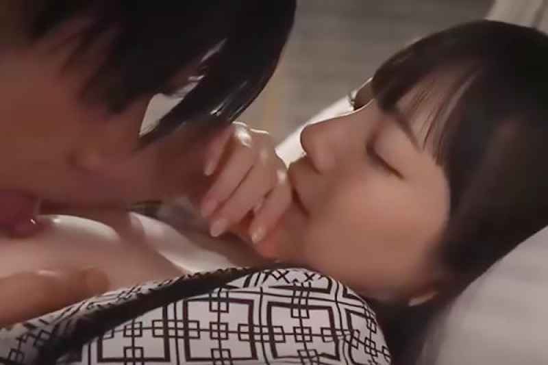 性欲暴走 憧れのスレンダー女子社員と本能モロ出し二泊三日ひたすら絶頂性交 七沢みあ