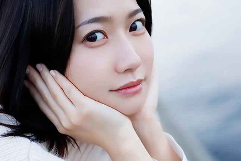 AV女優‘伊賀まこ’を丸裸にするデビュー2周年ドキュメント！ 台本・演出・ファンタジー一切なし！超クンニおねだり！超快感サイレント絶頂！ベロちゅうハメ撮り！最高に抜けるエロくてエモい生々しいプライベートSEX大公開